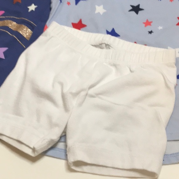 CAT & JACK  OLD NAVY SIZE 3T TOTAL OF 3 PIECES A PAIR OF BIKER SHORTS & 2 TOPS - Picture 7 of 7